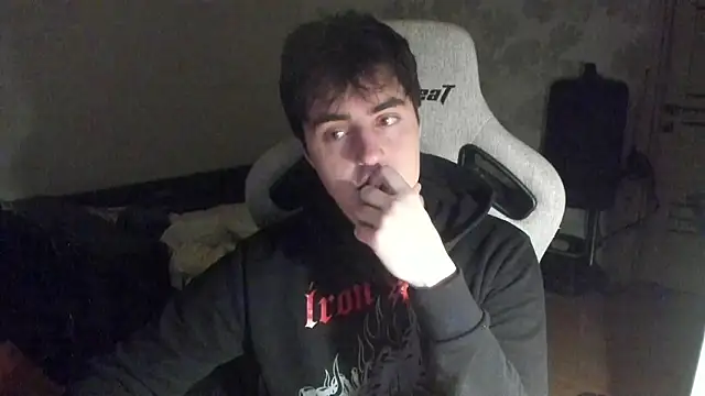 Knuckles17 online show from 02-13-26, 01:45