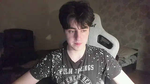 Knuckles17 online show from 06-13-26, 11:02