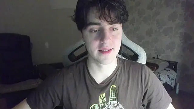 Knuckles17 online show from 06-20-26, 12:03