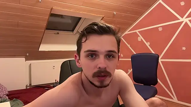 naked psy online show from 12-04-24, 02:42