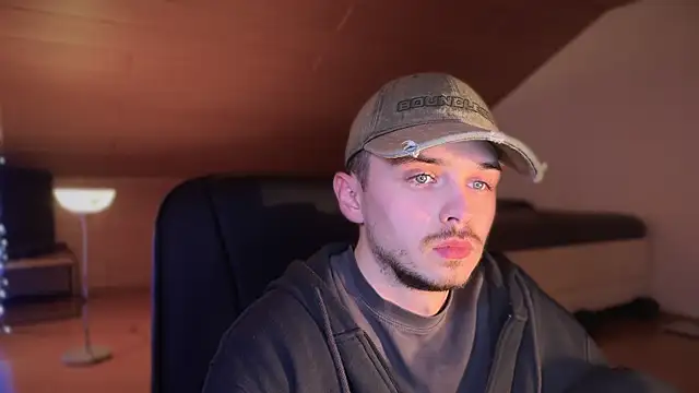 naked psy online show from 02-15-25, 05:30