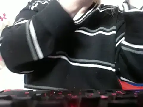 69liamilk69 online show from 12-16-24, 05:27