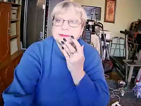 LOLA8888 online show from 11-21-25, 01:10