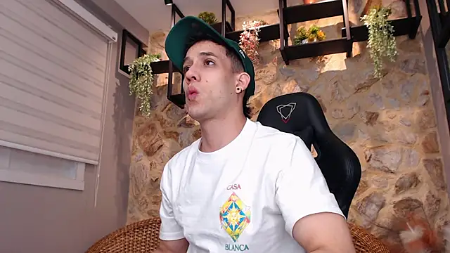 alexgiraldo  online show from 01-19-25, 11:12