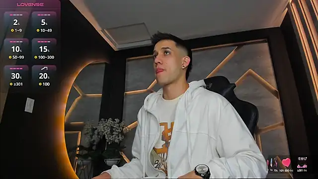 alexgiraldo  online show from 02-01-25, 11:21