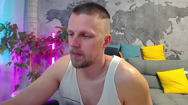 Snapshot of VikingChrisss chatting on 05-15-26, 10:00 VikingChrisss online show from 05-15-26, 10:00