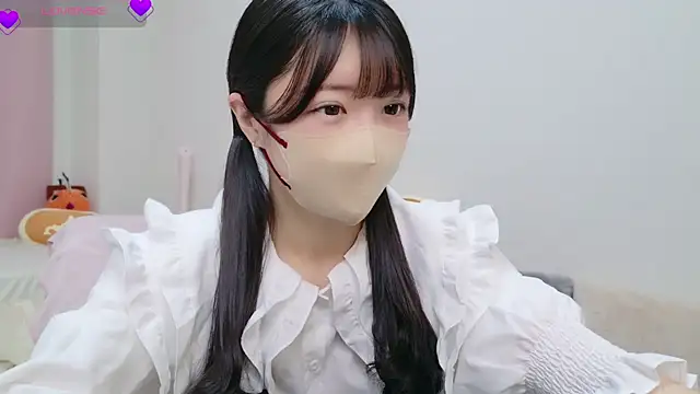 anchan  online show from 11-16-25, 12:22