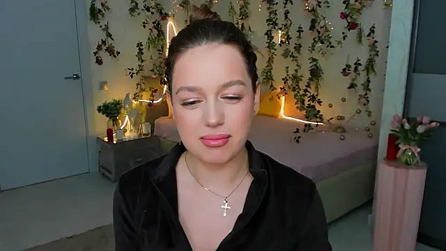 MiracleCurly online show from 02-01-26, 02:15