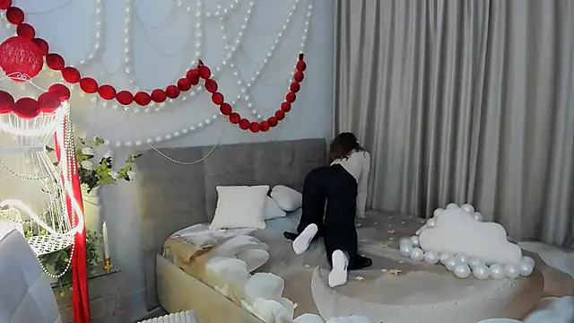 MiracleCurly online show from 02-07-26, 10:19