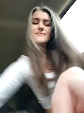 Lilmissvyx online show from 01-13-25, 04:41