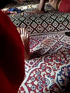 Snapshot of ohana143 chatting on 03-17-25, 12:04 ohana143 online show from 03-17-25, 12:04