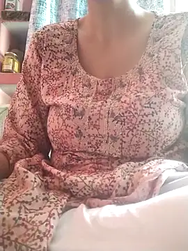 Snapshot of ohana143 chatting on 03-18-25, 06:57 ohana143 online show from 03-18-25, 06:57