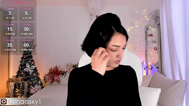 Snapshot of ninaa_sky chatting on 12-21-24, 04:14 ninaa sky online show from 12-21-24, 04:14