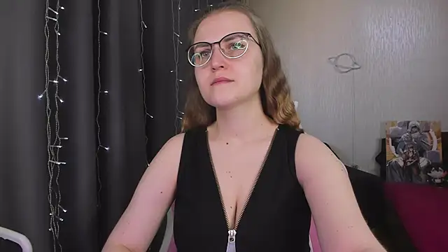 MissBrightShine online show from 03-07-26, 10:34