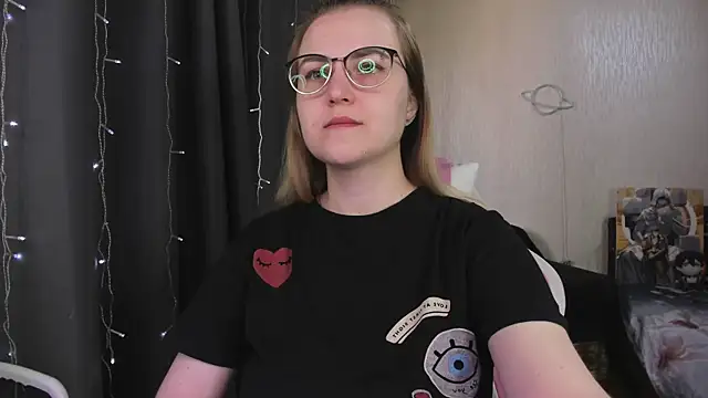 MissBrightShine online show from 05-10-26, 11:04