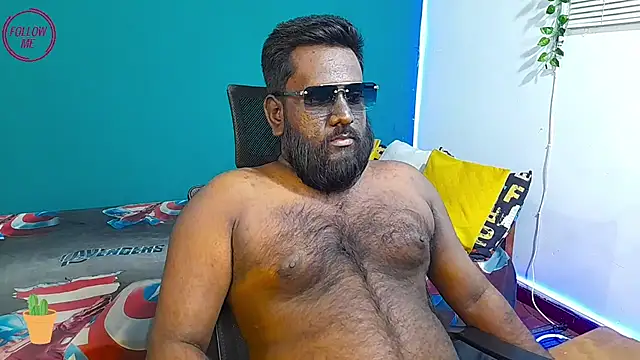 Rayansmith  online show from 03-12-26, 02:12