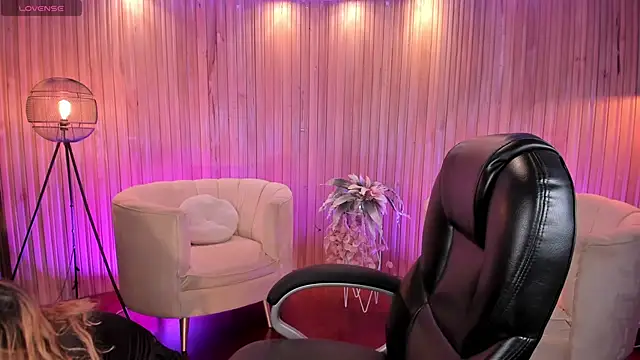 LisaMonroe  online show from 02-08-25, 12:28