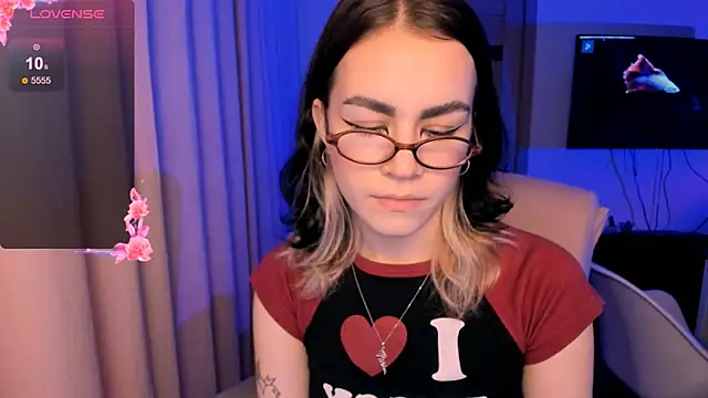 Snapshot of _selectrra chatting on 12-09-24, 04:26  selectrra online show from 12-09-24, 04:26