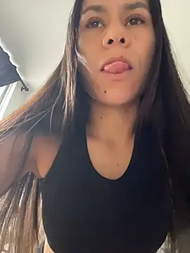 Snapshot of dominantandsubmissiveshow chatting on 11-24-25, 09:14 dominantandsubmissiveshow online show from 11-24-25, 09:14