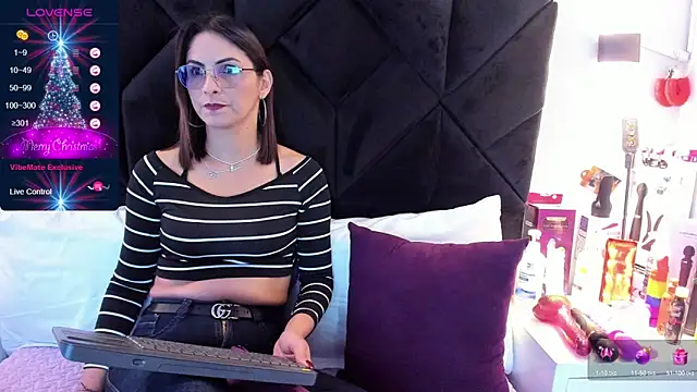 letiziia sky1 online show from 12-17-24, 08:54