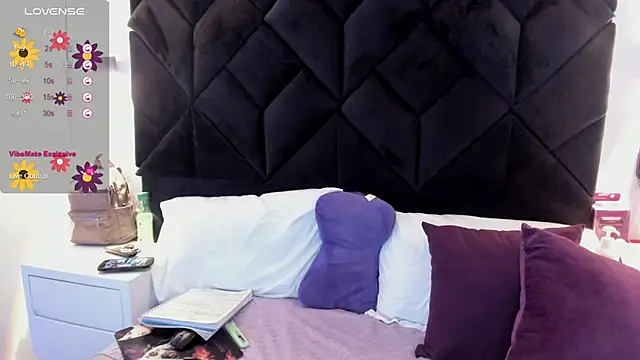 letiziia sky1 online show from 01-22-25, 08:17