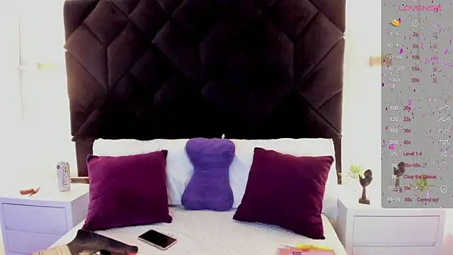 letiziia sky1 online show from 09-30-25, 08:14