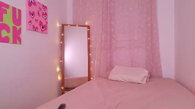 Snapshot of Mar_333 chatting on 01-07-26, 08:55 Mar 333 online show from 01-07-26, 08:55