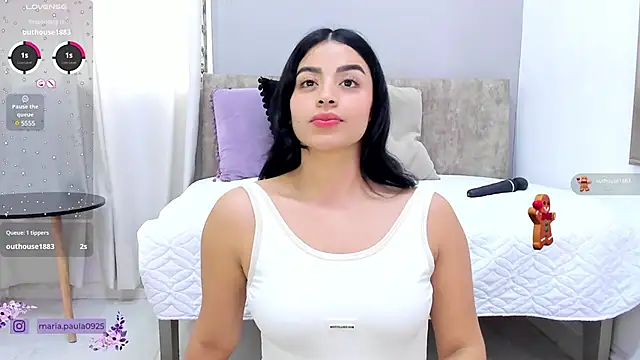 Snapshot of Paula_Desousa chatting on 02-10-25, 10:40 Paula Desousa online show from 02-10-25, 10:40