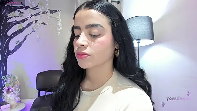 Snapshot of Paula_Desousa chatting on 06-08-26, 05:13 Paula Desousa online show from 06-08-26, 05:13