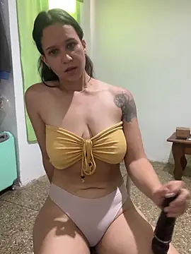 Snapshot of hotcookie28 chatting on 09-29-25, 11:26 hotcookie28 online show from 09-29-25, 11:26