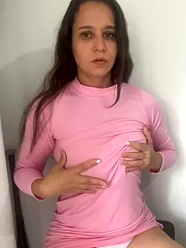 Snapshot of hotcookie28 chatting on 10-18-25, 05:14 hotcookie28 online show from 10-18-25, 05:14