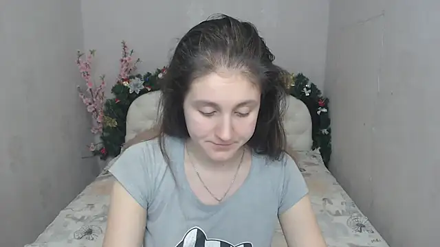 Holliy Cooper online show from 01-21-25, 01:08