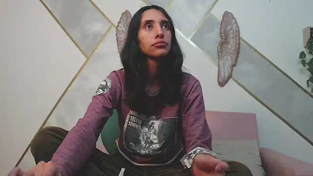 RoxanaCyrano  online show from 02-21-25, 07:10