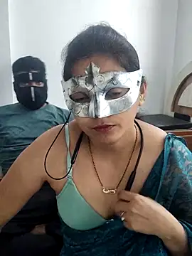 Snapshot of Harsh_Ankita_Couple chatting on 10-03-25, 10:23 Harsh Ankita Couple online show from 10-03-25, 10:23