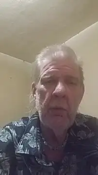 Snapshot of cmagic9 chatting on 04-09-26, 04:56 cmagic9 online show from 04-09-26, 04:56