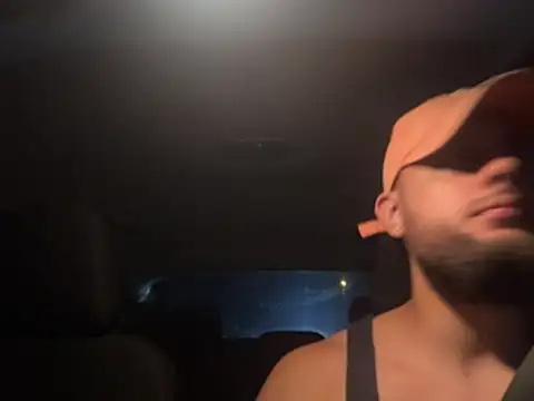 Snapshot of Tony_santos chatting on 07-28-26, 01:45 Tony santos online show from 07-28-26, 01:45