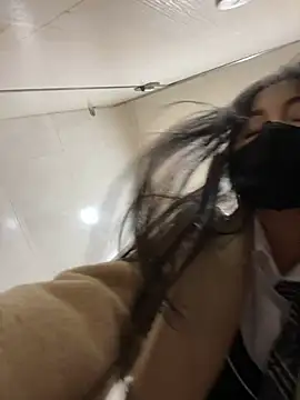 Snapshot of Asia-Lynn chatting on 03-14-25, 11:23 Asia-Lynn online show from 03-14-25, 11:23