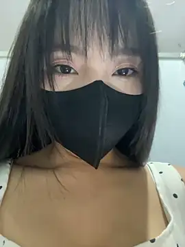 Snapshot of Asia-Lynn chatting on 09-10-25, 10:59 Asia-Lynn online show from 09-10-25, 10:59