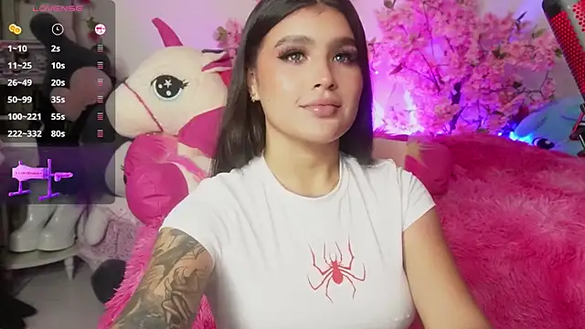 Snapshot of dahian01 chatting on 03-08-25, 01:17 dahian01 online show from 03-08-25, 01:17