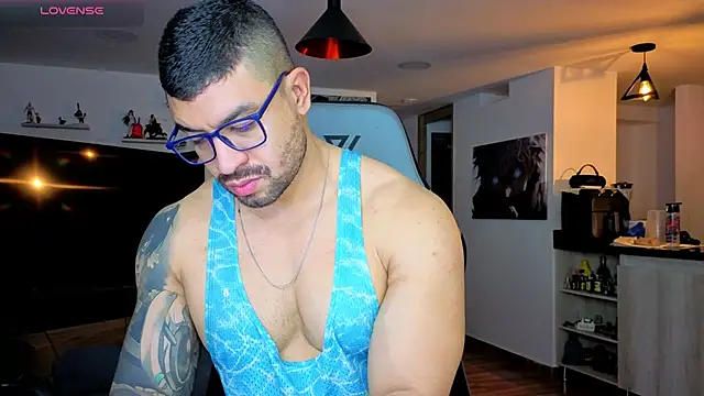 Michael Diamond online show from 01-06-26, 02:59