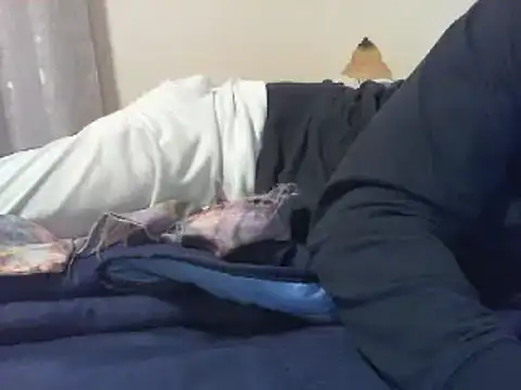 Snapshot of piccologimmy chatting on 12-06-24, 04:17 piccologimmy online show from 12-06-24, 04:17