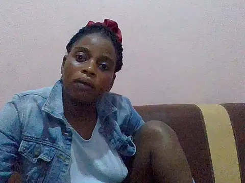 sweetbabra1 online show from 04-06-26, 07:26