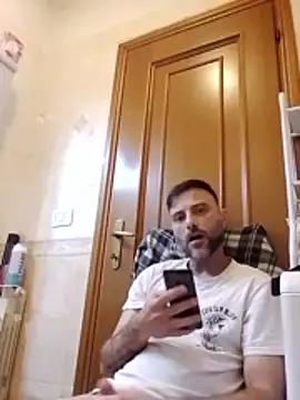 Snapshot of coppiasenzacensura chatting on 06-07-26, 04:38 coppiasenzacensura online show from 06-07-26, 04:38