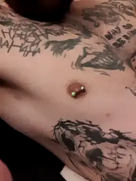 Snapshot of PIercingBoy38 chatting on 12-31-24, 03:12 PIercingBoy38 online show from 12-31-24, 03:12