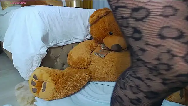 GoldenCaroline online show from 03-14-26, 06:57