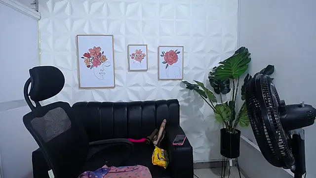 Valentinaa mature online show from 02-27-25, 09:47