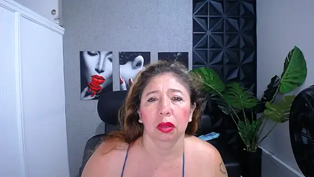 Valentinaa mature online show from 04-07-26, 09:26