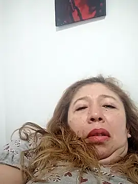Snapshot of Valentinaa_mature chatting on 07-20-26, 08:06 Valentinaa mature online show from 07-20-26, 08:06