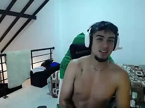 Snapshot of matias_bianco chatting on 03-04-26, 04:29 matias bianco online show from 03-04-26, 04:29