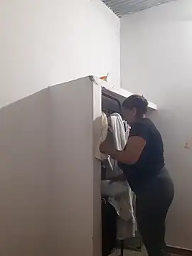 Valeria73 online show from 11-18-25, 02:28